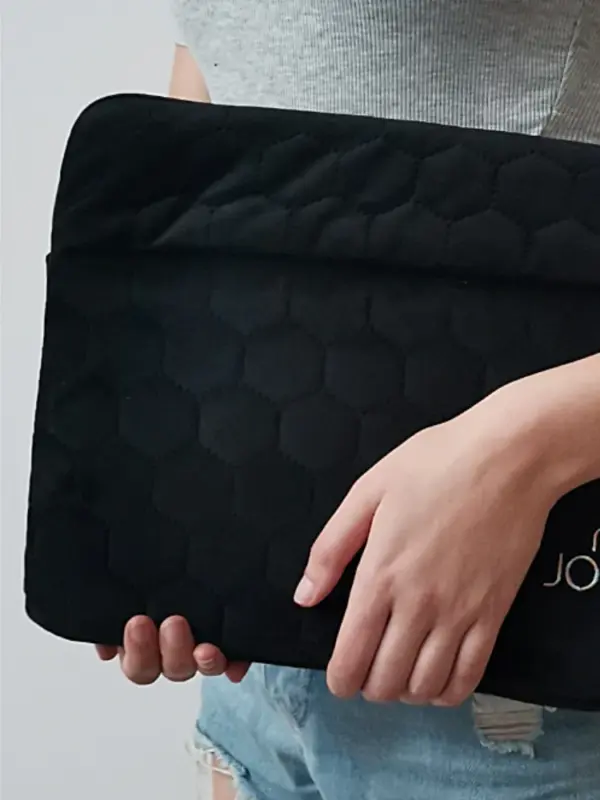 etui welurowe na laptop 15.6" czarny