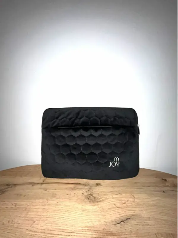 etui welurowe na laptop 15.6" czarny