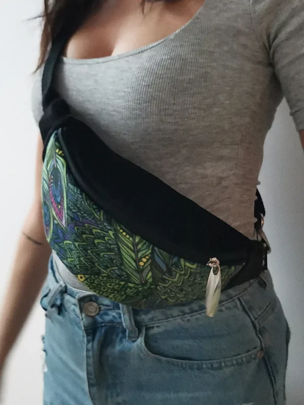 mała nerka welurowa "liściasta dżungla mini"