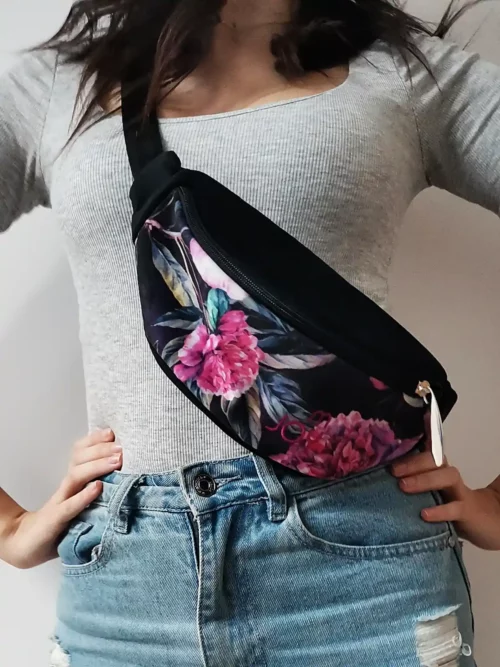 mała nerka welurowa "peonia nocy mini"